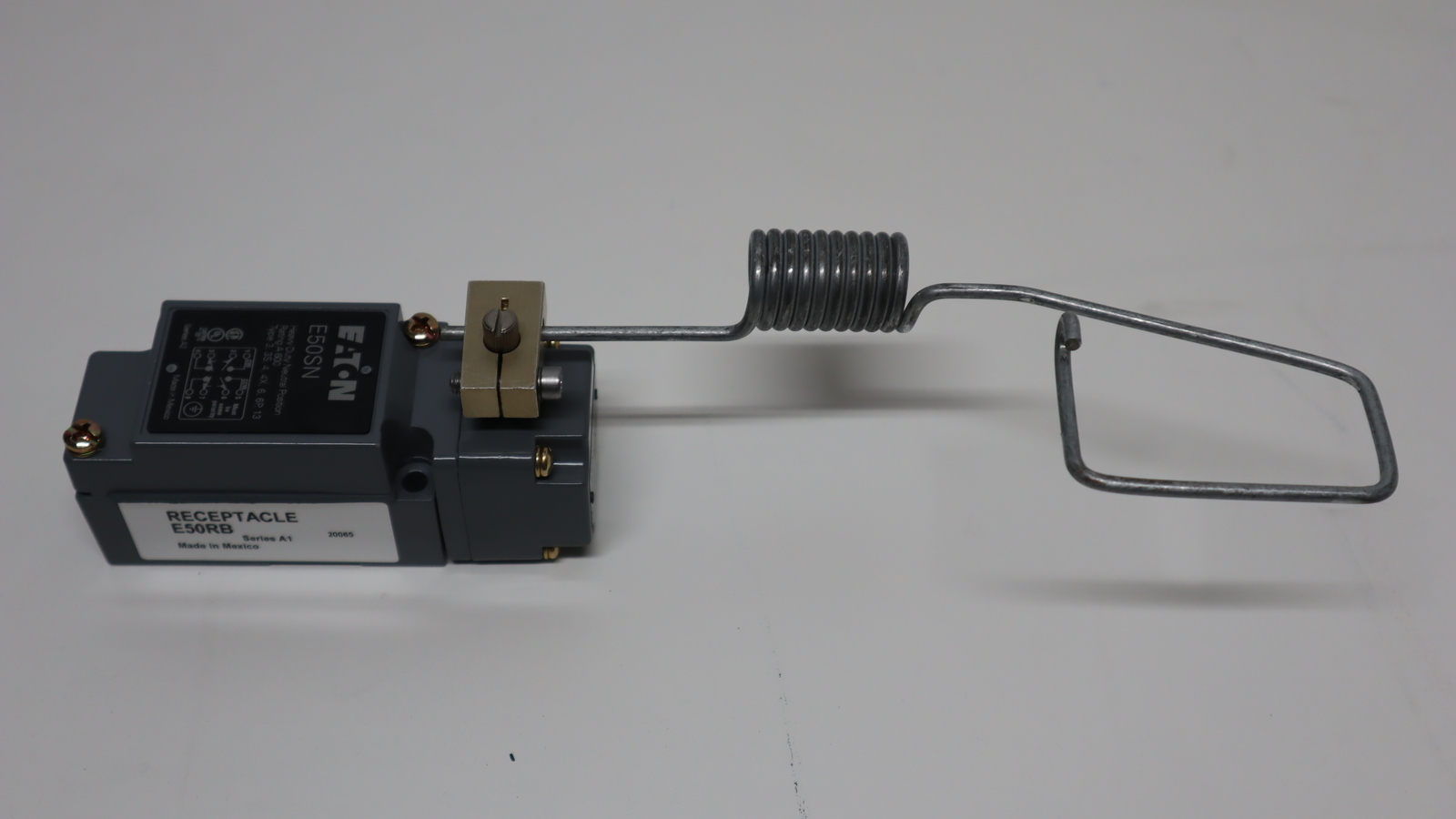 SWITCH,LRS LIMIT SWITCH W/SPRING ARM RH/LH